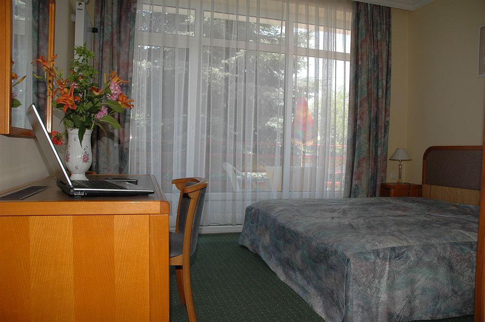 Apartment Pension Rideg Heviz Exterior photo